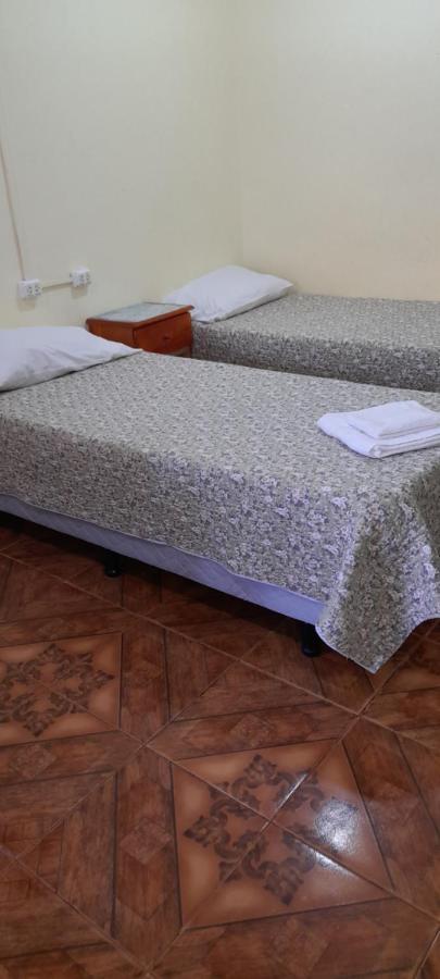 Apartamentos Centricos Puerto Iguazú Esterno foto