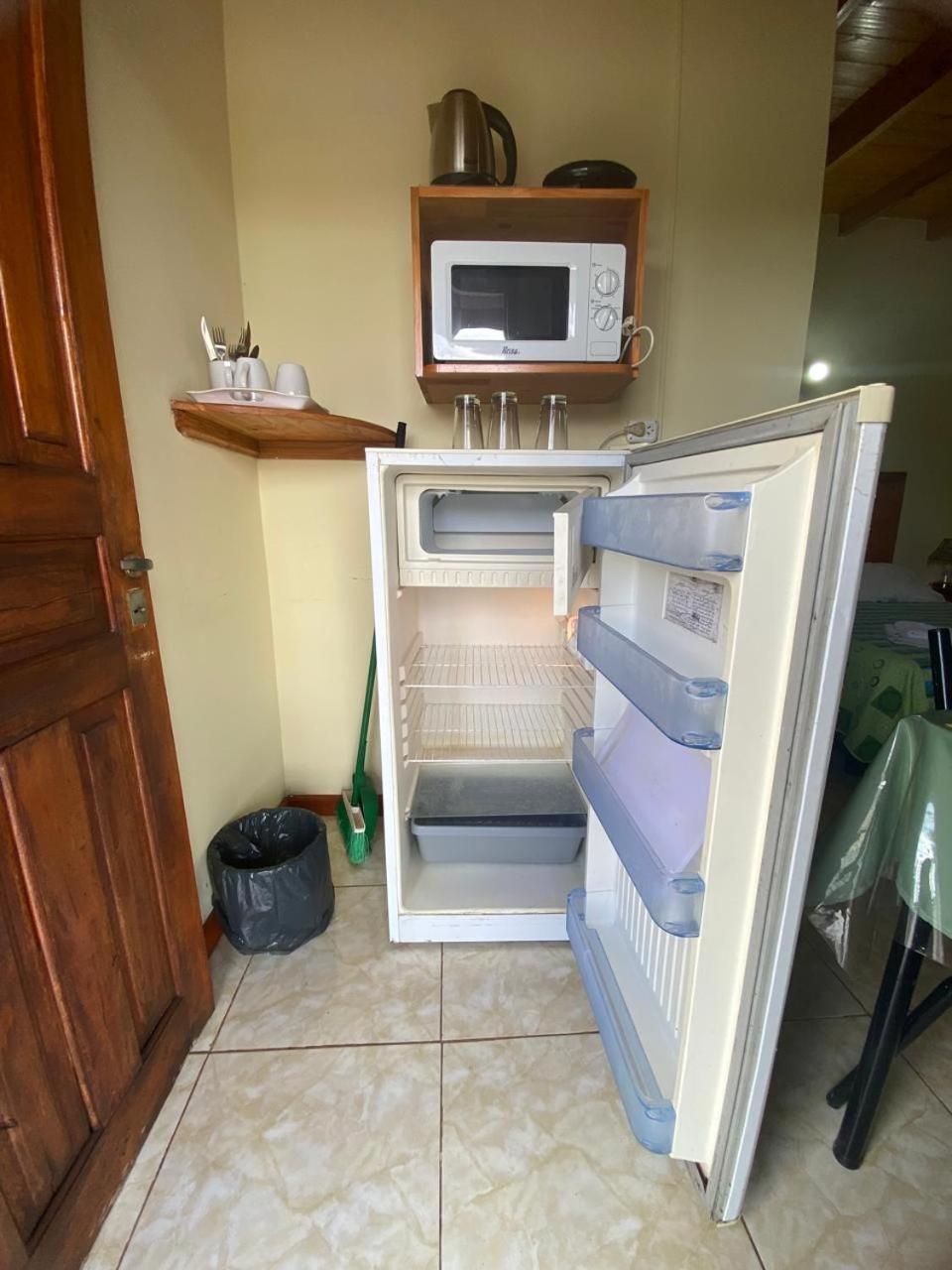 Apartamentos Centricos Puerto Iguazú Esterno foto
