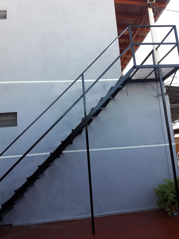 Apartamentos Centricos Puerto Iguazú Esterno foto